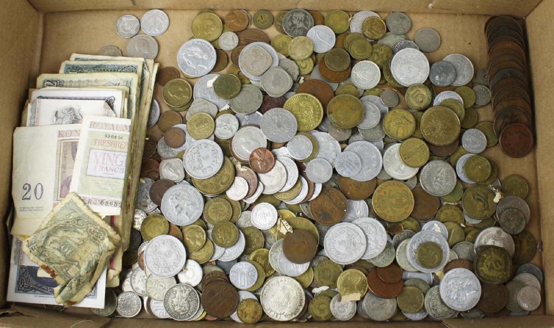 lot of foreign and US coins and paper currency (1 of 3)