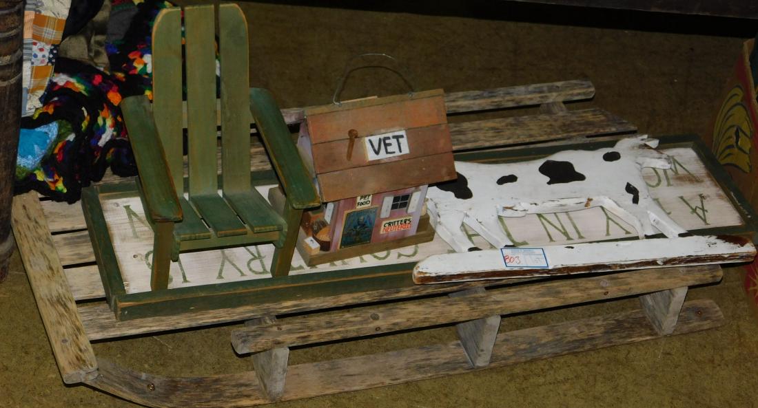 Lot of Decorative accents (1 of 1)