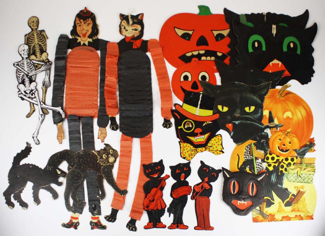 Large lot of vintage die cut halloween decorations (1 of 5)