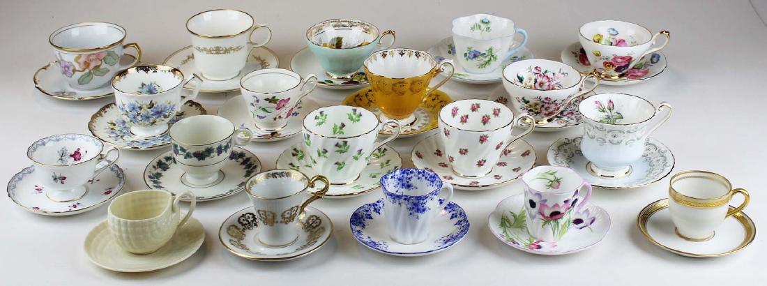 Collection of 19 bone china cups and saucers: Collection of 19 bone china cups and saucers including Shelley, Aynsley, Ginori, Paragon, Noritake, Grosvernor etc. in excellent condition
