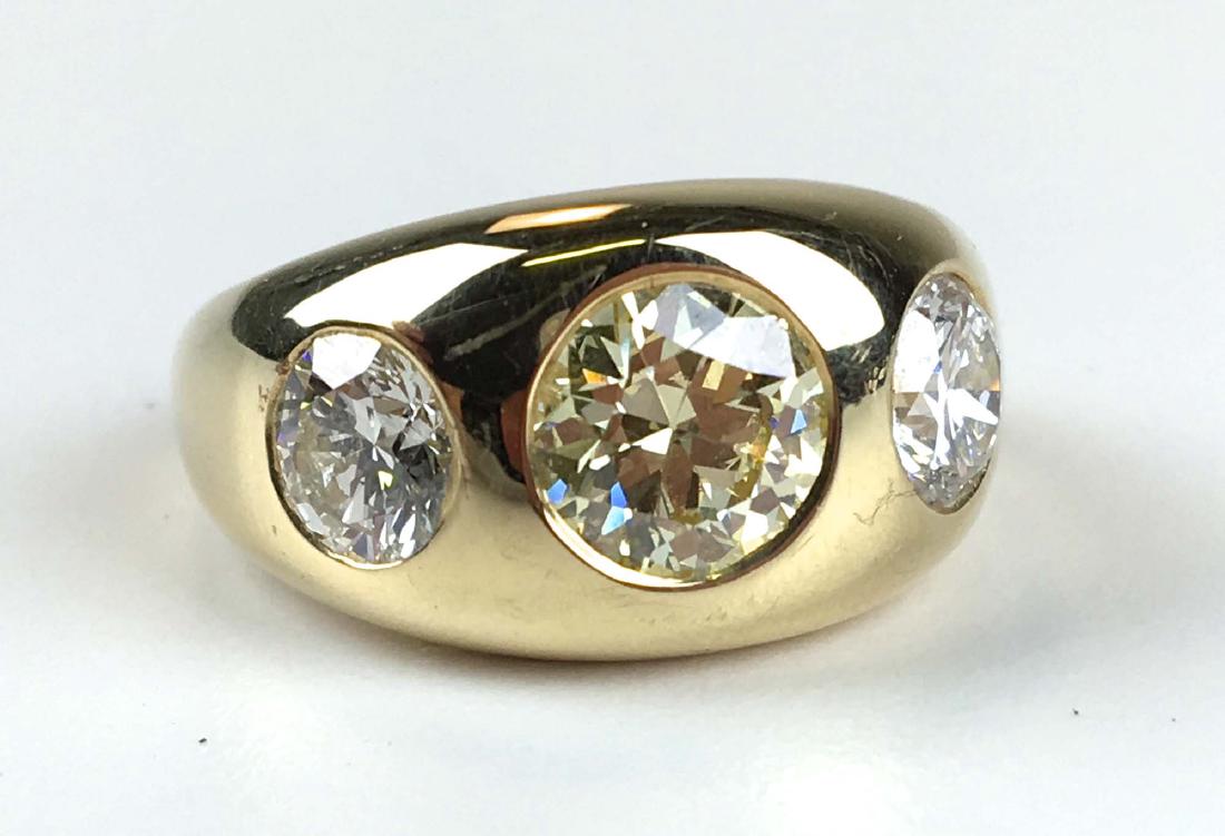 3 stone ring with fancy yellow 1.62 ct diamond (1 of 4)