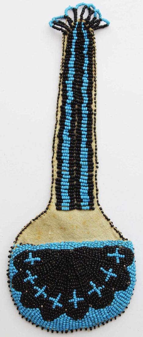 mid 20th c Plains Indian watch pocket: mid 20th c Plains Indian beaded watch pocket,