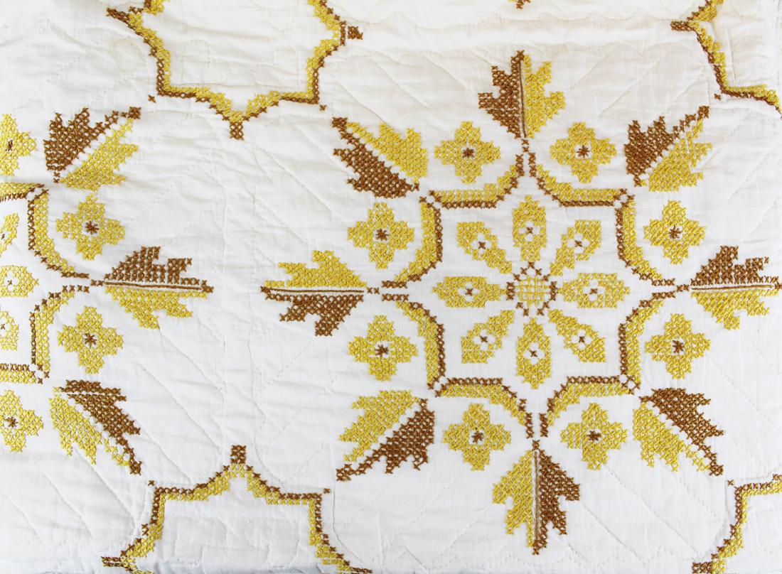 20th c cross stitch decorated quilt (1 of 8)