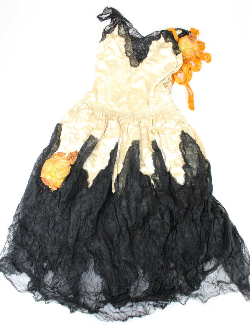 1920's silk & black lace dress (1 of 6)