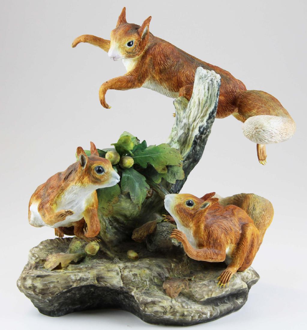 large Boehm porcelain figure group of squirrels: large ca.1970 Boehm of Malvern fine English bone china porcelain "Red Squirrels" figure group designed by Diane Lewis, 13.5" x 14" -minor losses to claws