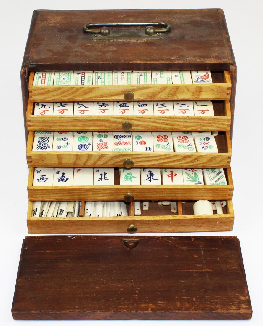 early 20th c cased Mah Jong set: early 20th c cased Mah Jong set, bone & bamboo tiles, case 9" x 5 1/4" x 6"