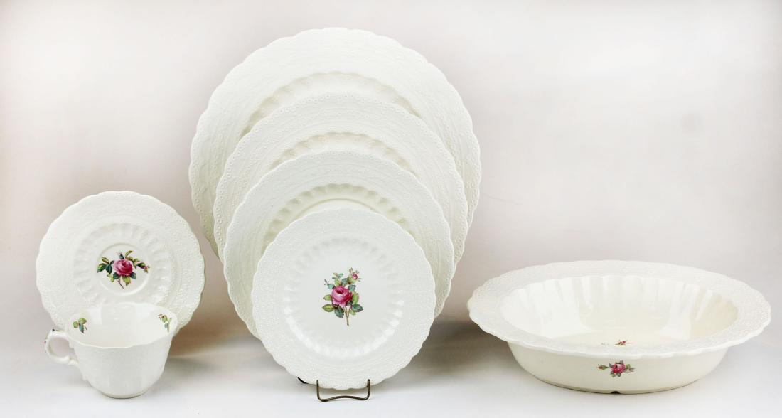 43 pcs. Spode's Jewel Billingsley Rose dinnerware (1 of 6)