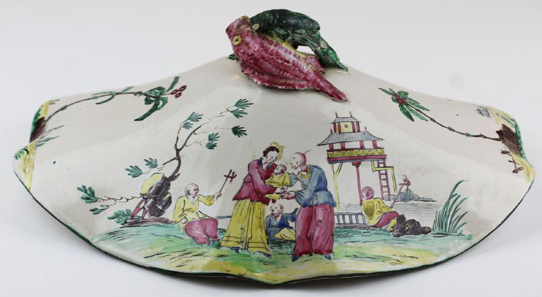 18th c. Veuve Perrin French faience tureen lid (1 of 7)