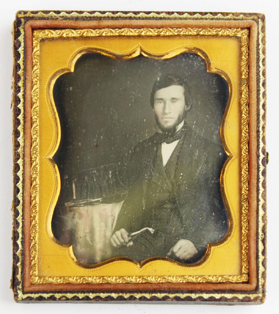 ca 1850 Dentist occupational daguerreotype (1 of 2)