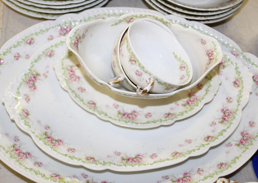 26 pcs Elite Limoges floral porcelain dinnerware (1 of 4)