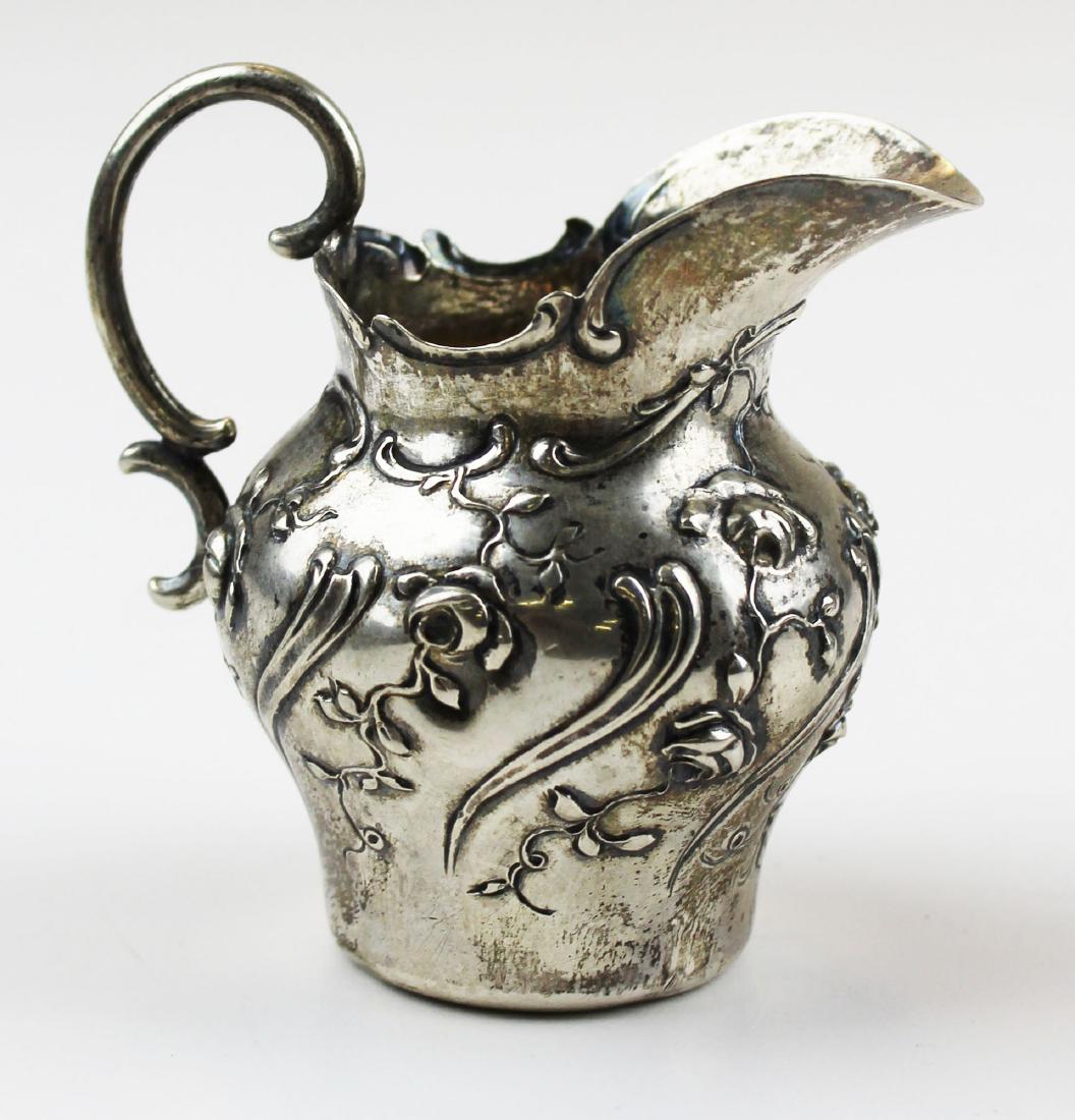 Continental 800 silver rococo style creamer (1 of 6)