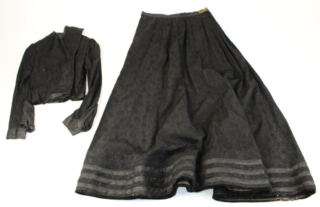 19th c. Victorian silk brocade 2 part dress (1 of 15)