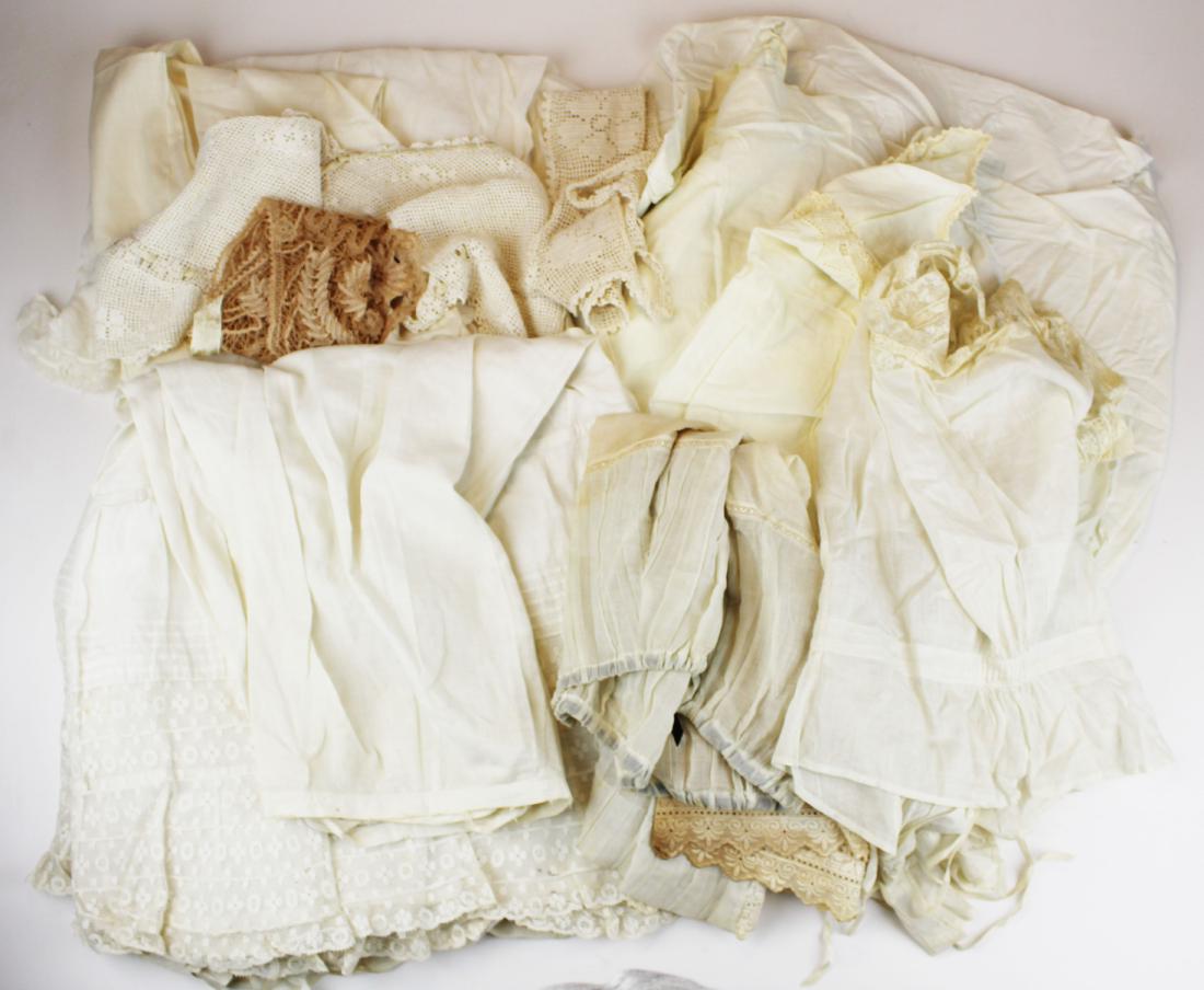 lot of Victorian vintage whites, incl. slips (1 of 12)