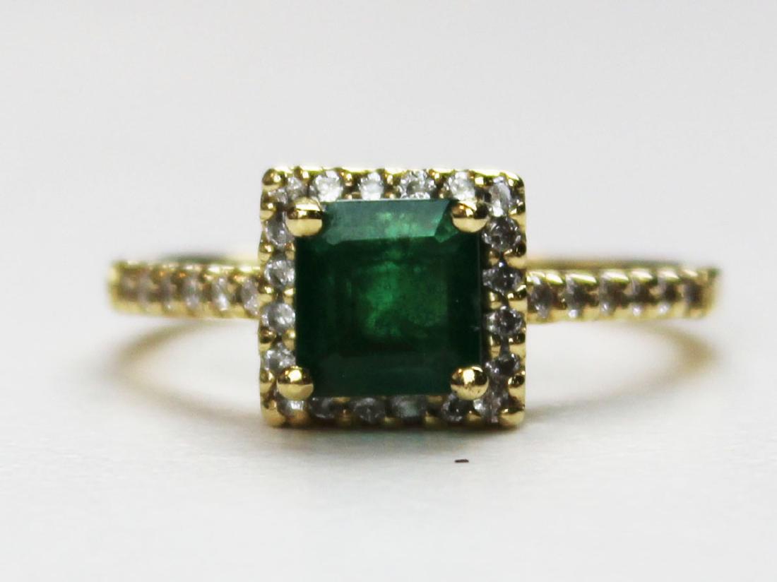 1 ct emerald & diamond ring (1 of 8)