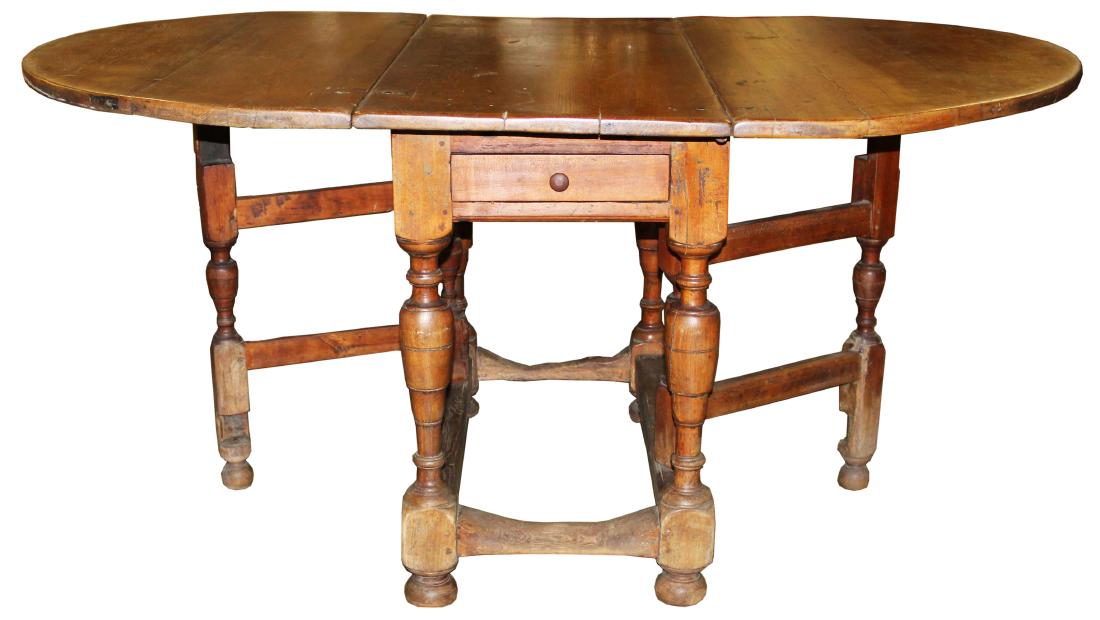 American Pilgrim Century gate leg dining table