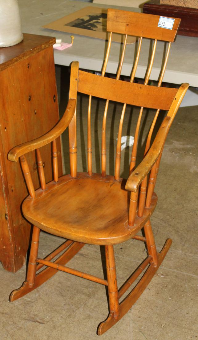 19th c comb back rabbit ear Windsor (1 of 1)