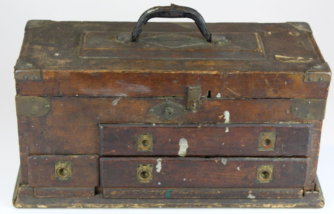 ca 1900 machinist's chest missing front lid (1 of 2)