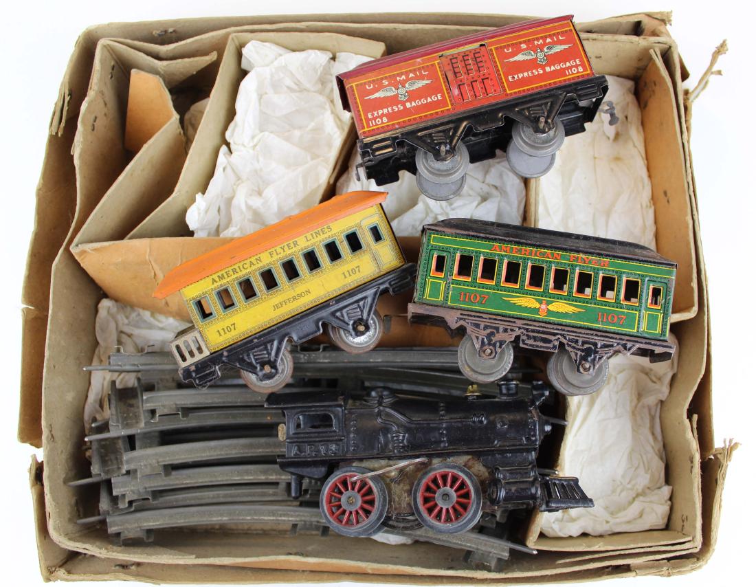 American Flyer 13 windup, tinplate cars, box (1 of 2)