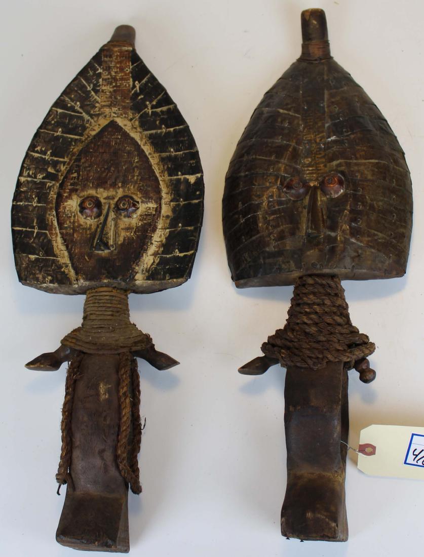 Pair of Akua-Ba or Ashanti figures (1 of 2)