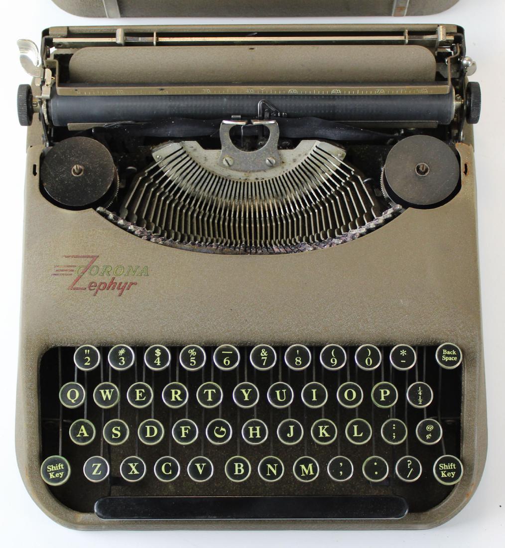 Corona Zephyr Typewriter: Corona Zephyr travel typewriter