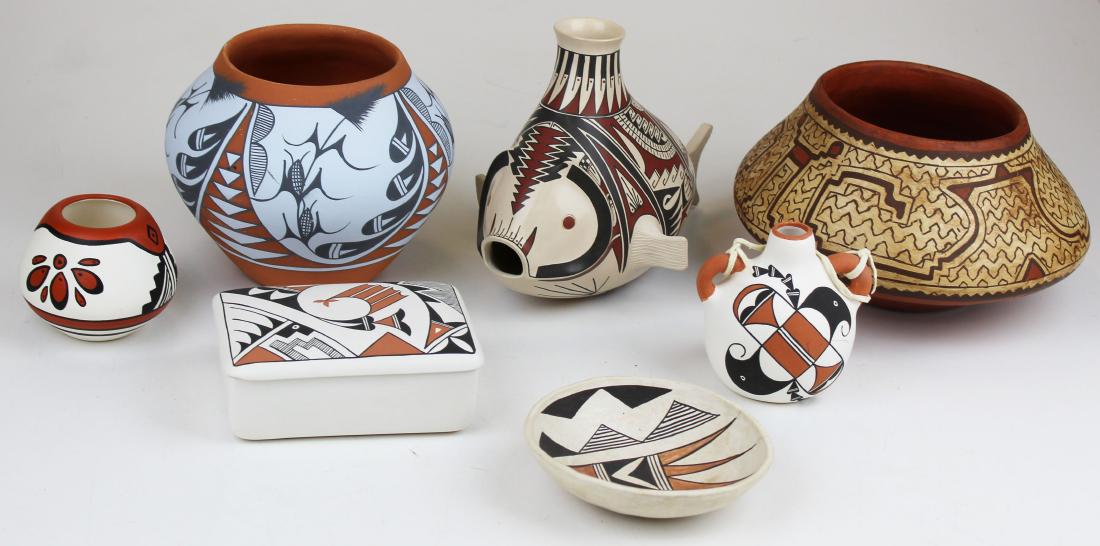 contemporary Acoma pottery, other pcs: contemporary Acoma pottery, other pottery in cluding Adrian Rojos fish (7 pcs), hts/ diameters 2 3/4" to 9 1/2"