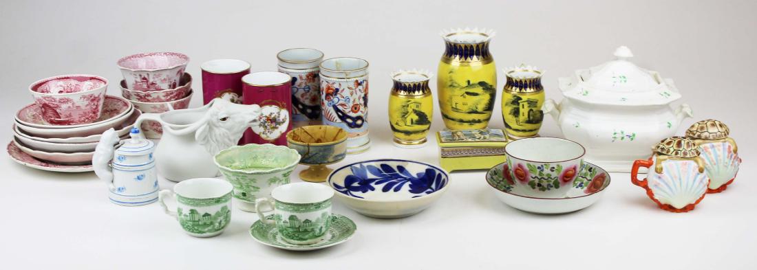 lot of various early 19th c. porcelain: lot of various early 19th c. porcelain including Gaudy Dutch pearlware handleless cup and saucer, Prattware dresser box, green and raspberry transferware handleless cups and saucers, etc. -as found, m