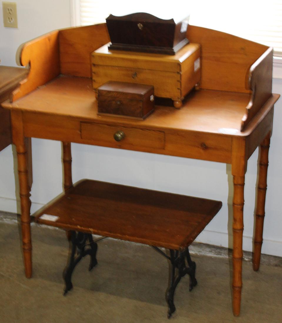 Sheraton pine dressing table with tall splash: 19th c. Sheraton pine faux bamboo turned leg one drawer dressing table with tall shaped dovetailed back splash 40" x 38" x 18.5"
