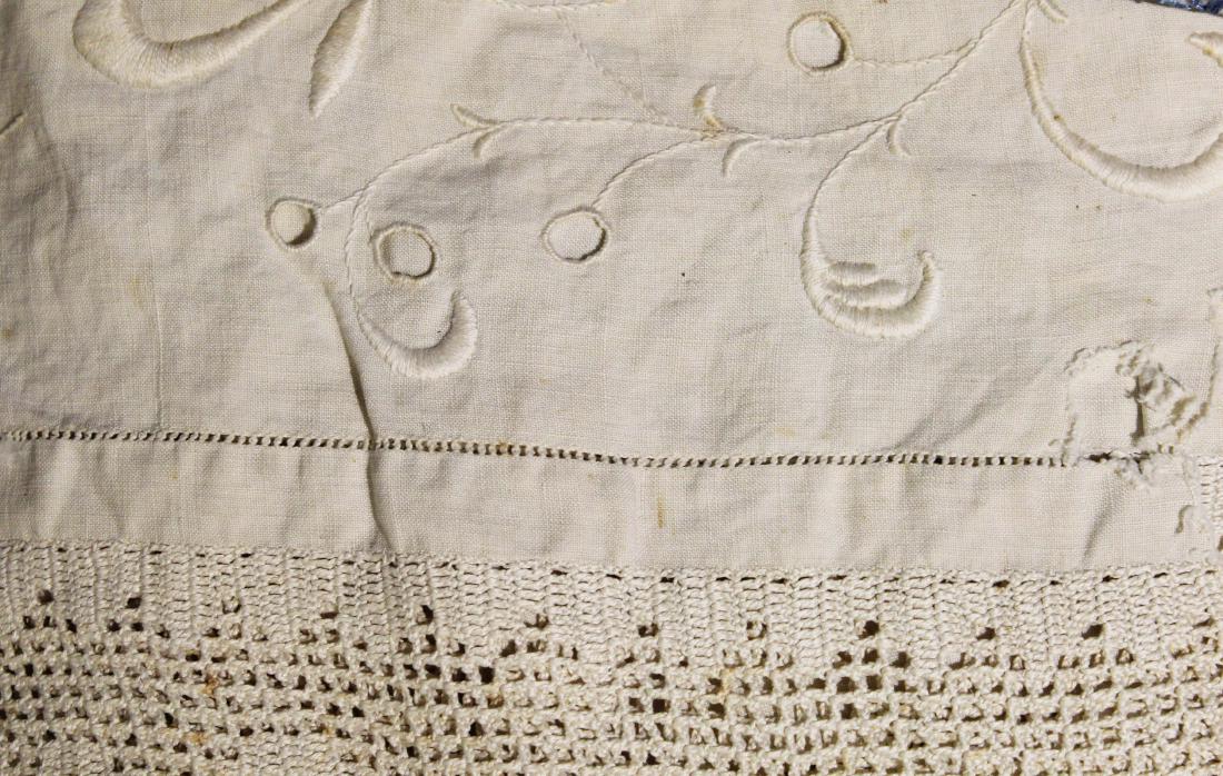 lot of vintage table linens, embroidery, etc.: lot of vintage table linens, embroidered bedspread, crocheted doilies, etc.
