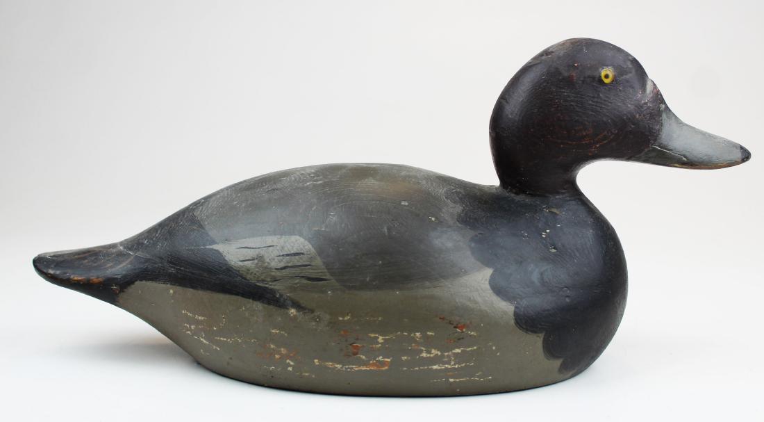 Premier grade Mason redhead decoy: Premier grade Mason redhead drake duck decoy. Rubbed paint, branded RS