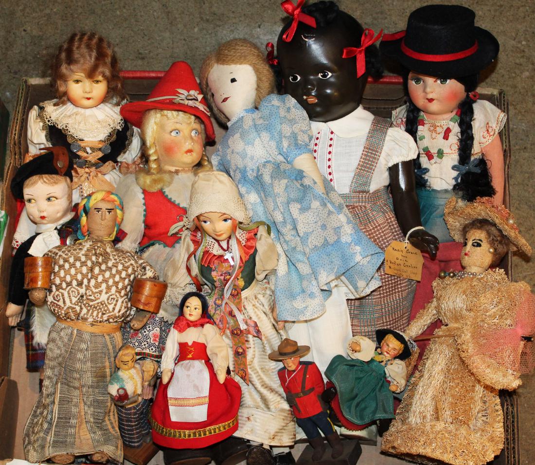 cloth & composition dolls incl Norah Wellings: cloth & composition dolls (12 pcs), including Norah Wellings, Lenci type, Bostian 'Mazin Grace from Dixie (Charlotte, NC doll shop), etc, hts 12" to 16'