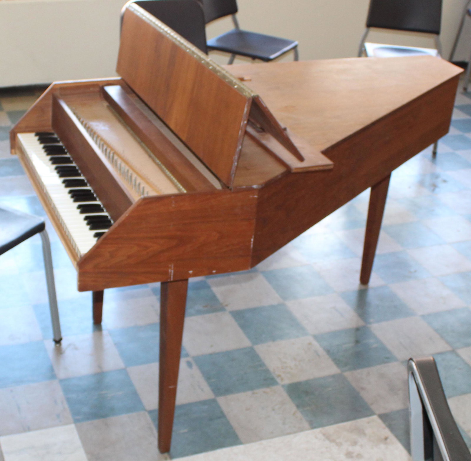 Unmarked Harpsicord: Unmarked Harpsicord