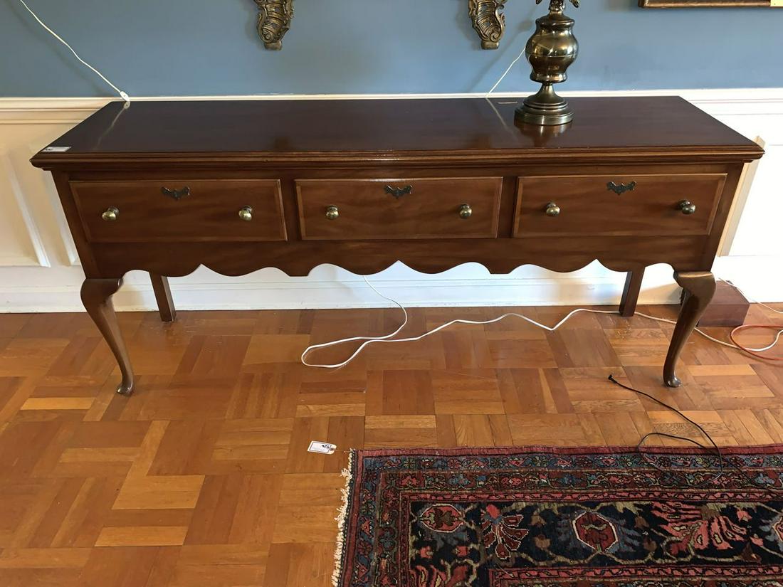 Kittinger Queen Anne mahogany sideboard: Kittinger Colonial Williamsburg reproduction CW 148 English Geo II Queen Anne style mahogany sideboard with 3 drawers on cabriole legs 33.75" x 77.5" x 21.25" -some fading