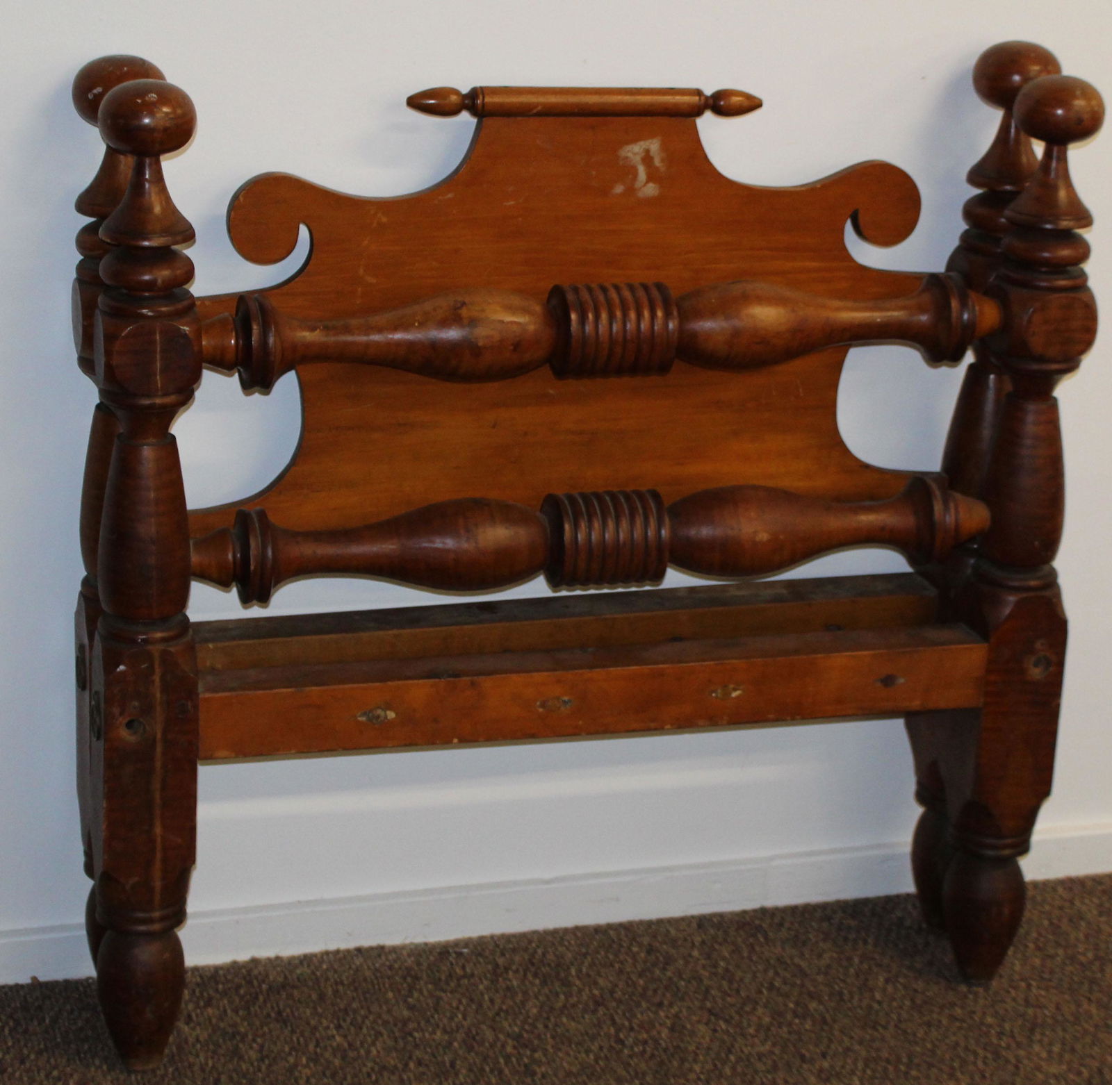 early 19th c Vermont figured maple 4 post bed: early 19th c Vermont maple & tiger maple 4 post bed, headboard & footboard, extended rails, width 40 1/2"