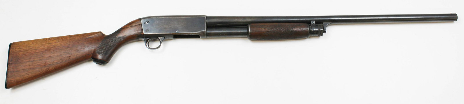 Ithaca Model 37 shotgun in 12ga: Ithaca Model 37 pump shotgun in 12ga chambered for 2 3/4" shells crack at wrist. Modified choke FFL# 2469