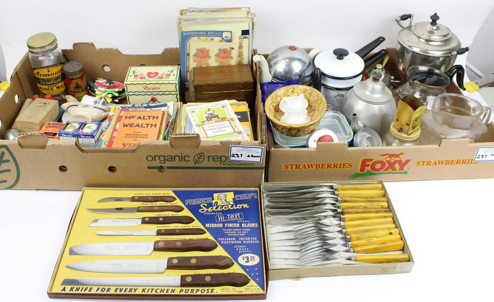 Large lot of Vintage 1950's Kitchenware: Large lot of Vintage 1930's- 1950's Kitchenware including chrome cased teapot, Pyrex refrigerator dishes, enamelware double boiler, pitcher, carafe, recipe boxes, yellow Catalin Bakelite cutlery in bo