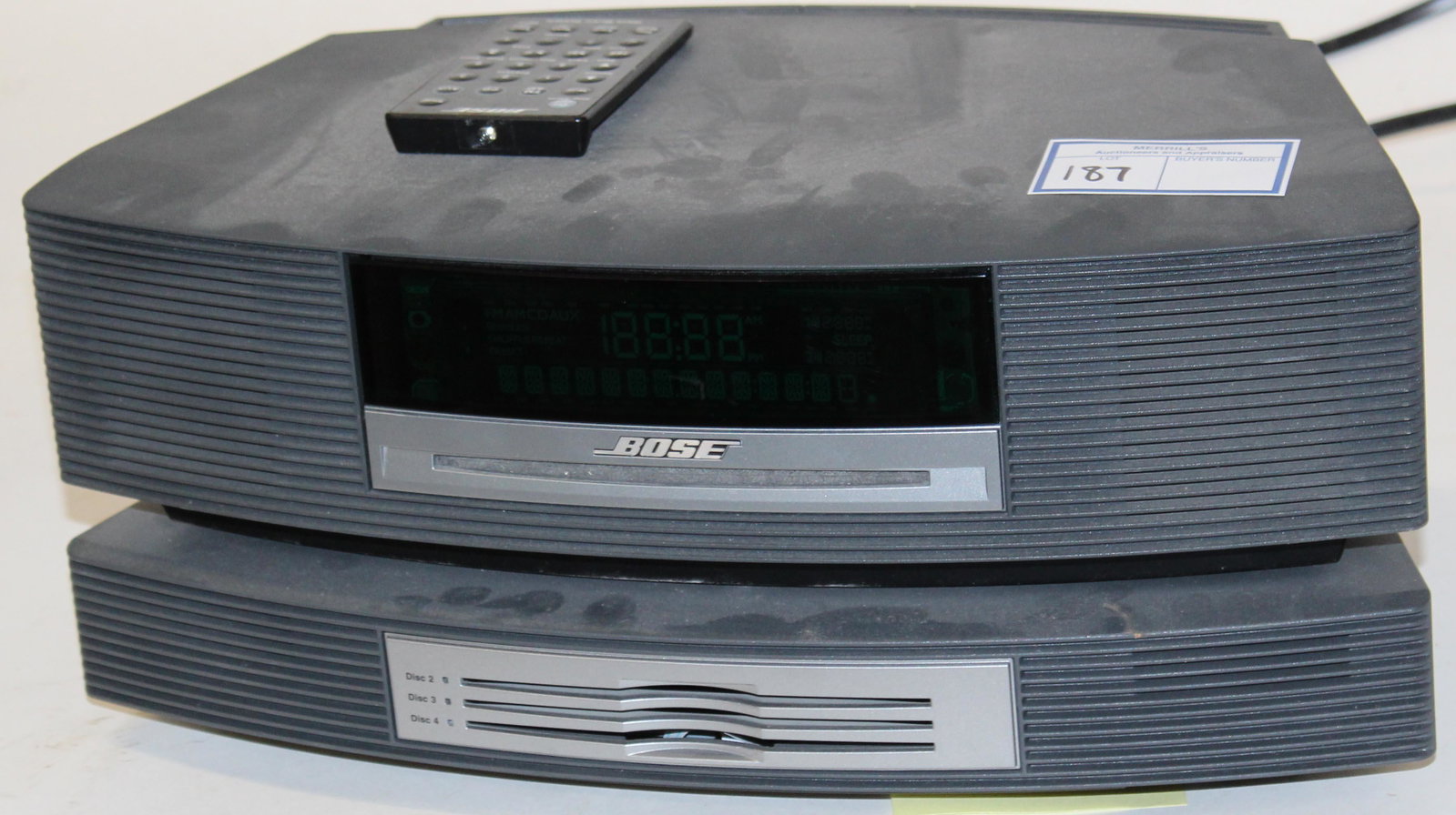 Bose Wave Radio With 4 Disc Changer: Bose Wave Radio with 4 disc changer and remote