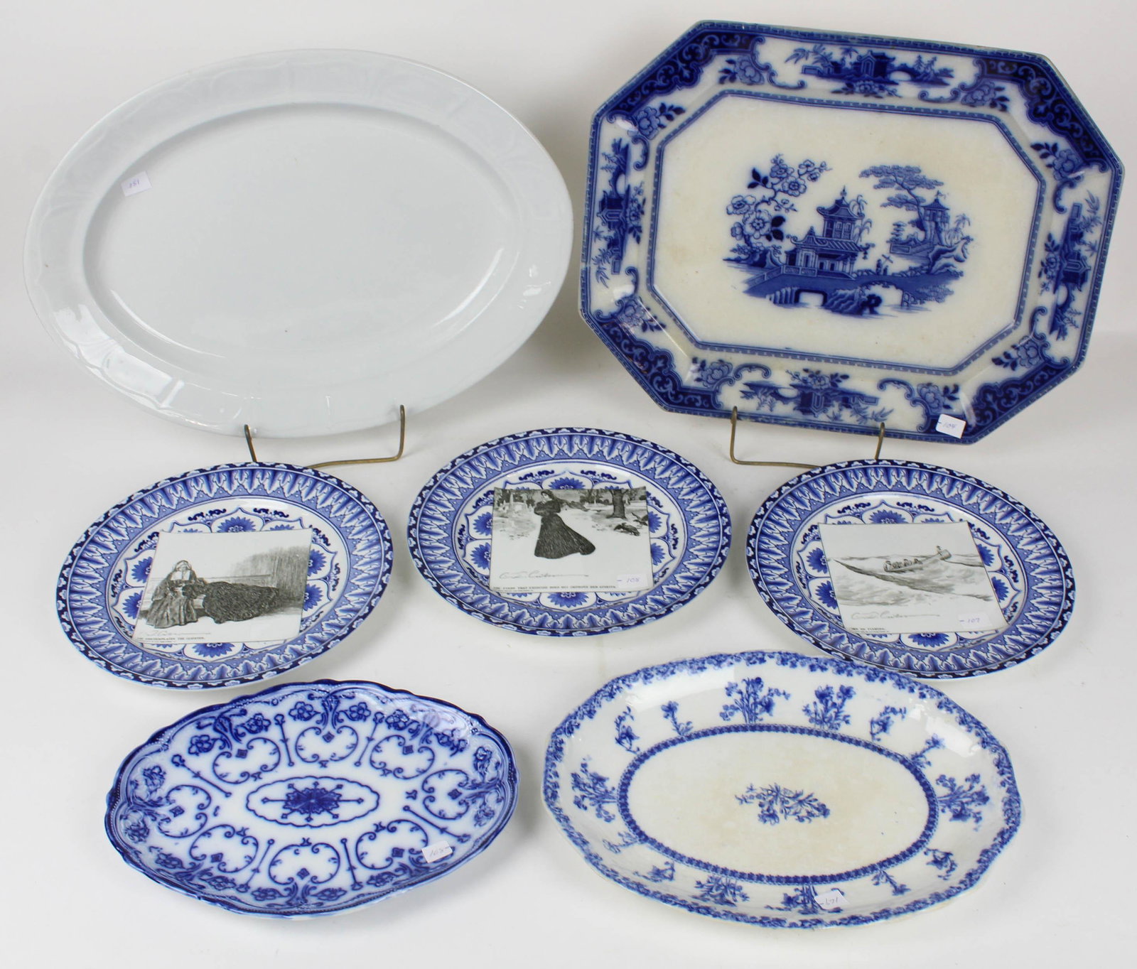 Flow Blue, Ironstone, and Royal Doulton Plates: Flow blue, Ironstone and Royal Doulton Plates