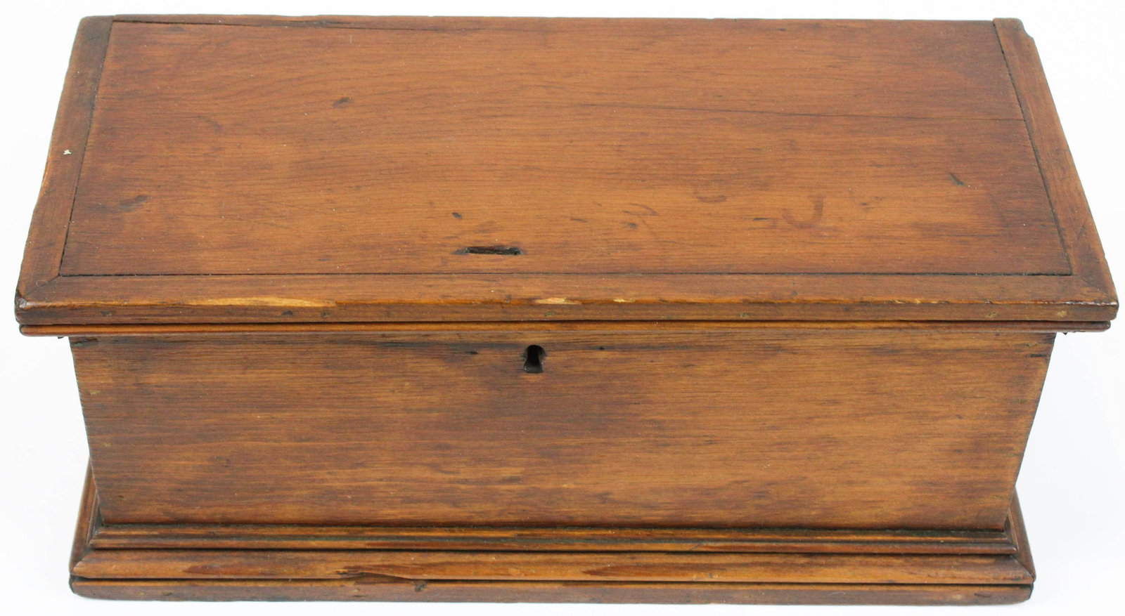 19th c Miniature Pine Blanket Box: 19th c miniature pine blanket box with till, loss to front edge lid molding, length 12 3/4",depth 5 3/4", ht 5 1/2"