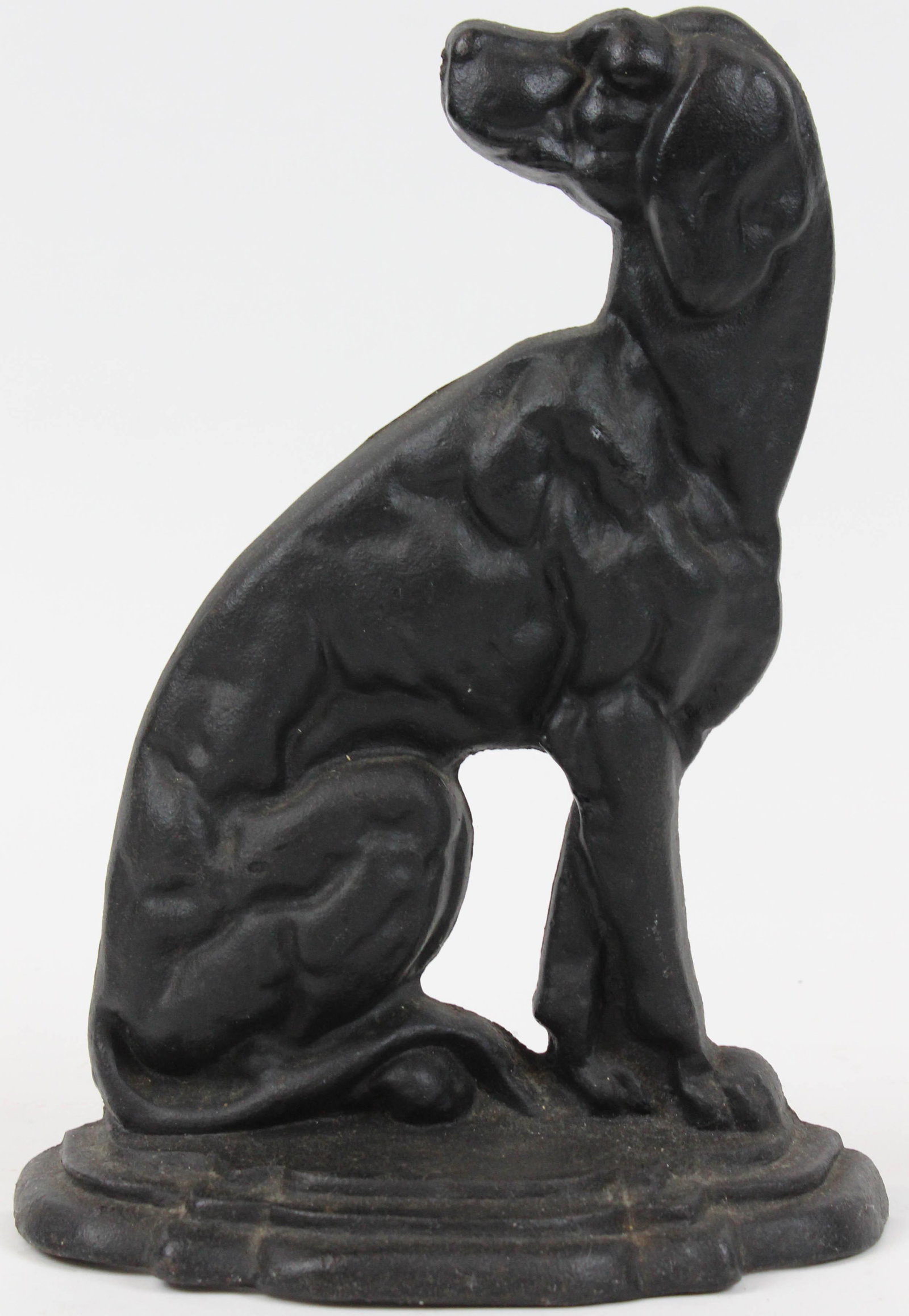Cast iron sporting dog door stop: Cast iron sporting dog door stop. Labrador or setter. 12" h.