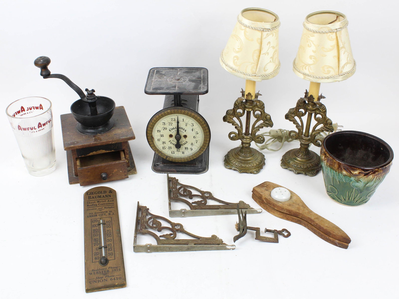 Vintage Kitchenware, Sewing Bird, etc.: Vintage kitchenware, sewing bird, etc