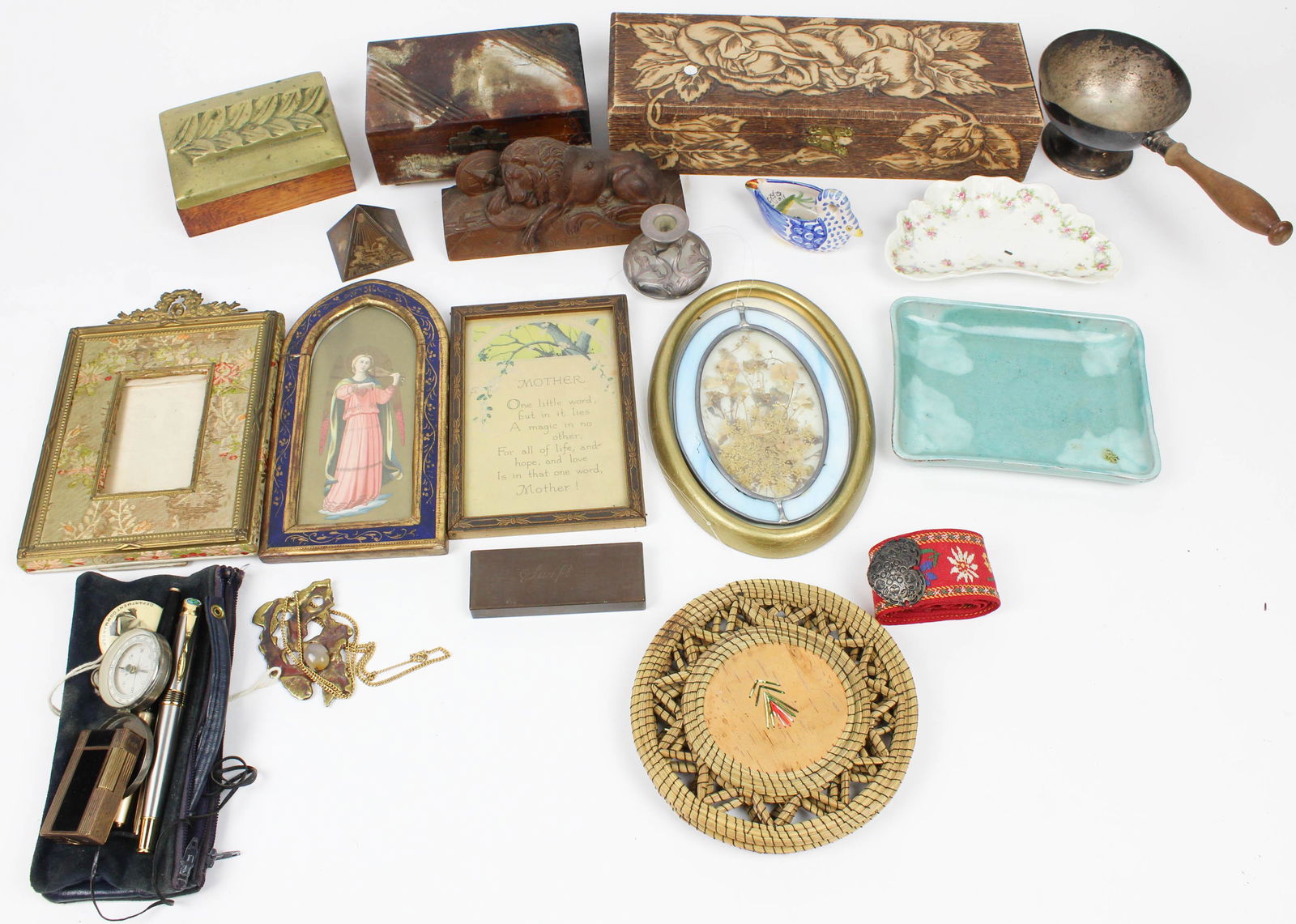 Lot of Desk Items and Small Accessories: Lot of Small Accessories including French gilt brass picture frame, Deco brass covered desk box, carved "Lion of Lucerne" sculpture, Native American quil decorated birch bark trivets, pyrography glove