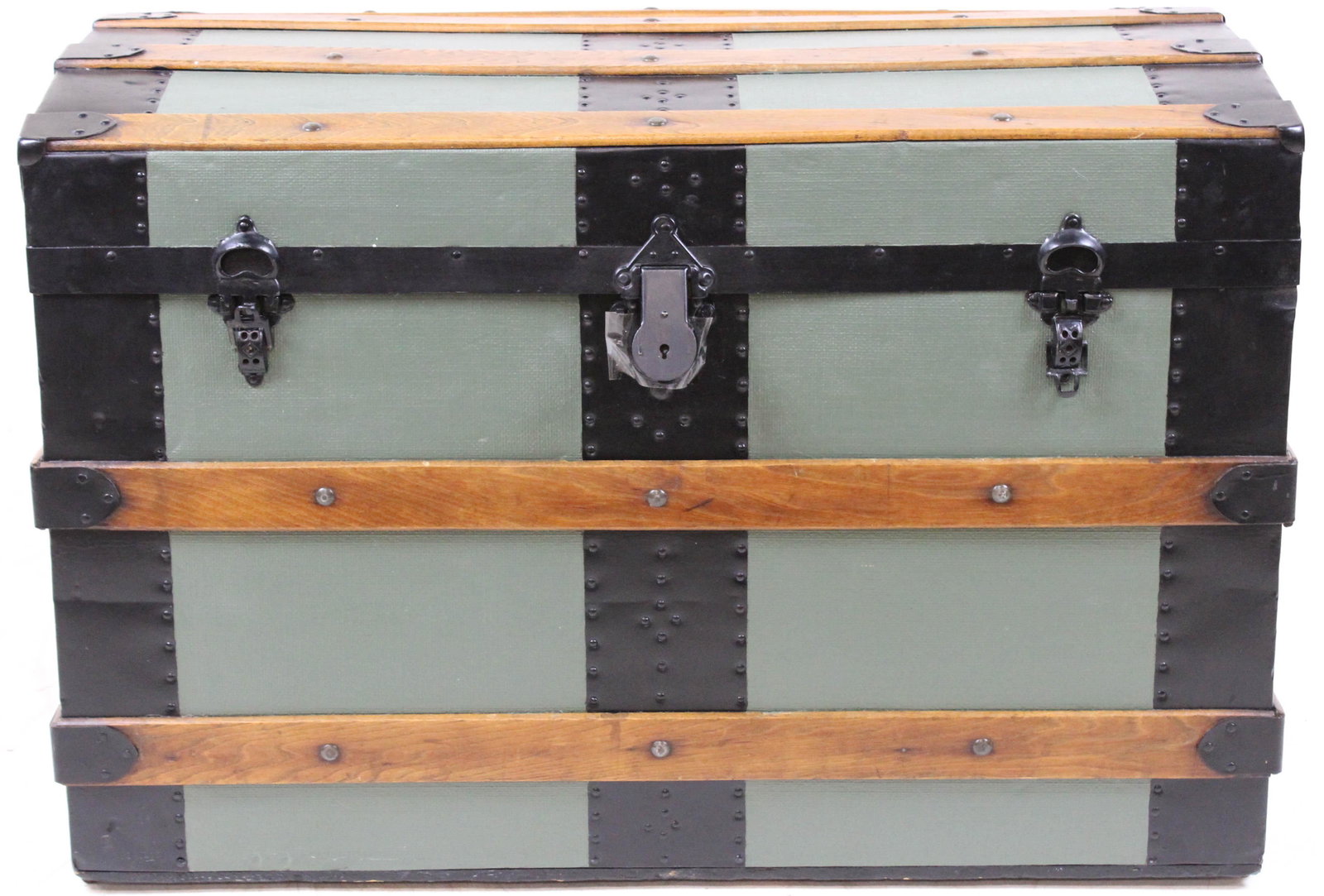 Restored Steamer Trunk With Oak Slats: Ca. 1900 Fully Restored Victorian Steamer trunk with oak slats in sage green paint, relined interior, excellent condition 24" x 34" x 19"