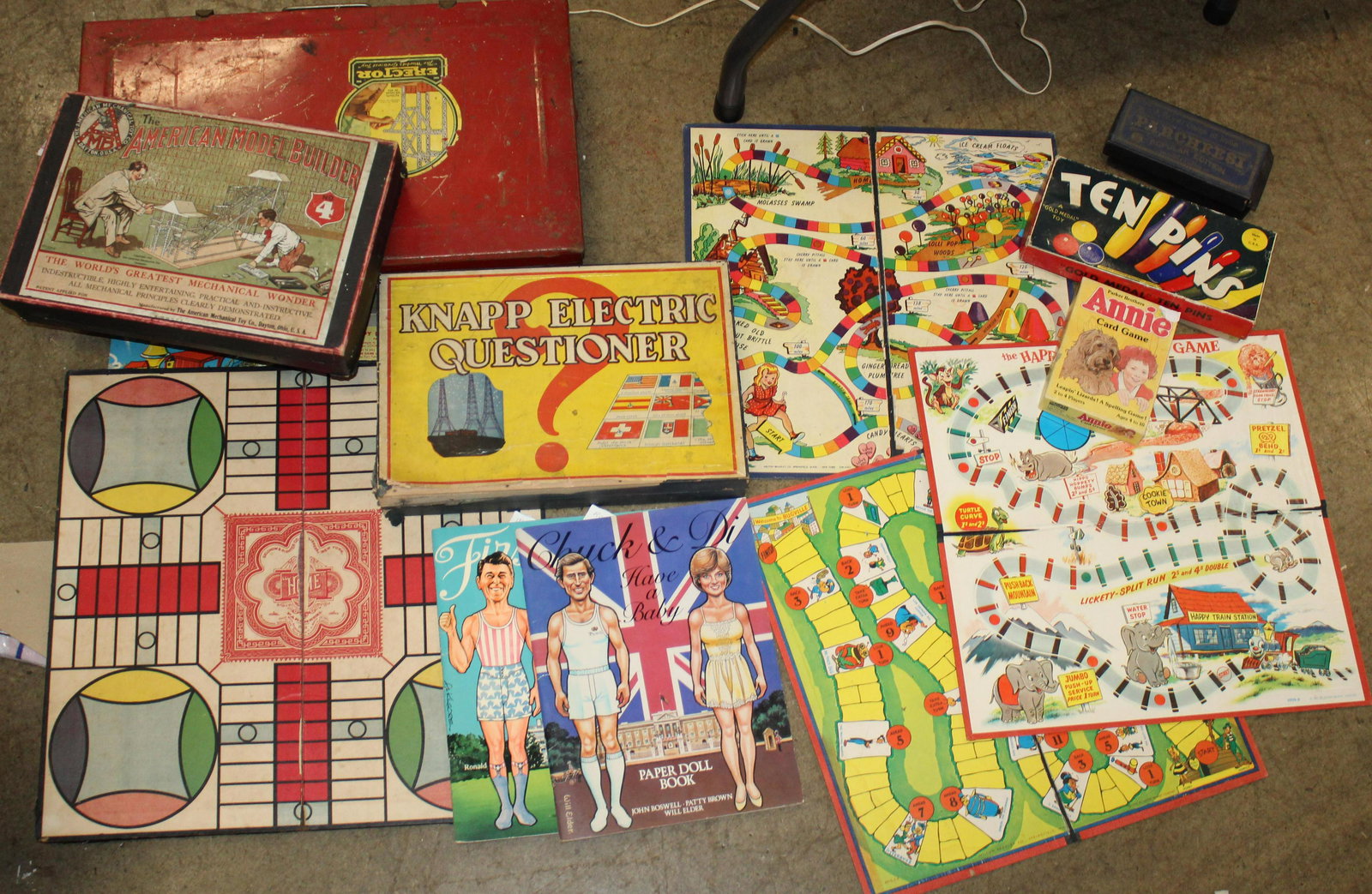 Lot of Toys: Lot of Toys including AC Gilbert Erector Set, Annie Card Game, 1950's board game boards, Electric Questioner etc.