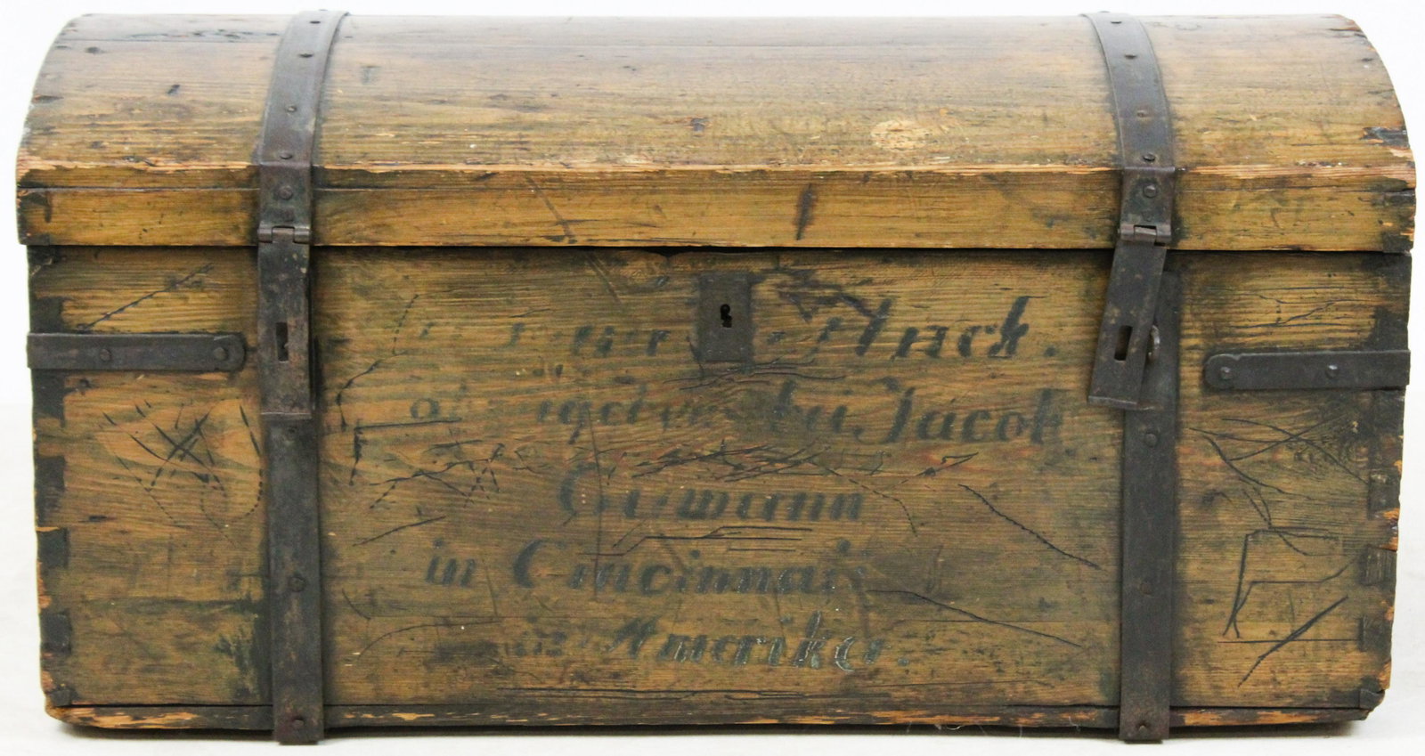 19th c Immigrants Dome Top Box: 19th c European pine dovetailed dome top immigrant's trunk signed "Cincinnati Amerika" (Cincinnati. Ohio) 18 x 18 x 36"