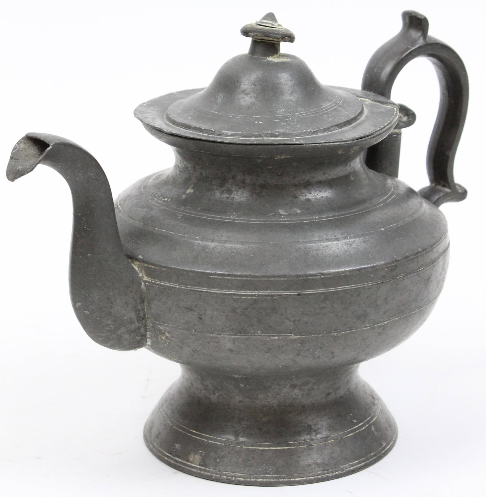 Allen Porter Westbrook, ME Pewter Teapot: Allen Porter Westbrook, Maine ca 1830- 1840 pewter teapot, ht 7 1/4", sold to benefit the Vermont Historical Society