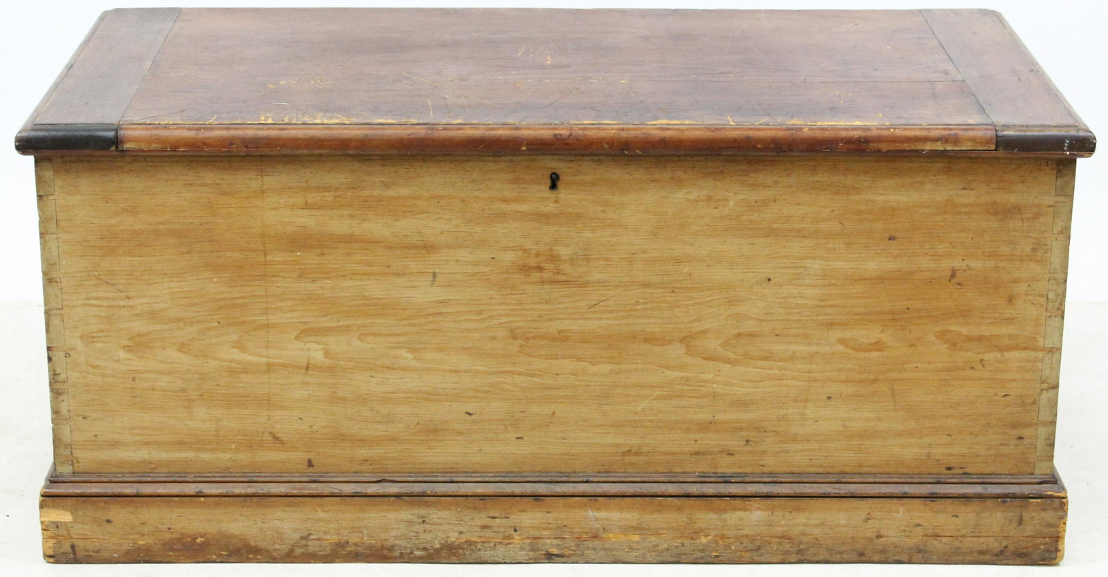 Large Early Pine Blanket Box: Large early 19th c pine lift top blanket box, length 49 1/2", ht 22"