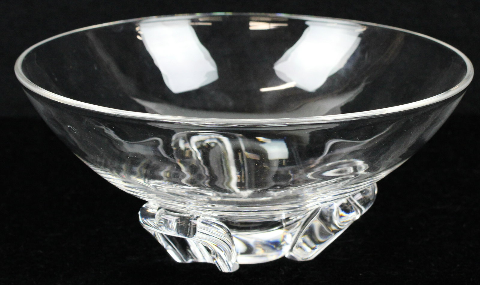 Steuben Crystal Art Glass Bowl on Lobed Base: Steuben mid century blown crystal art glass serving bowl on tri-lobed petal footed base 3.5" x 7.75"