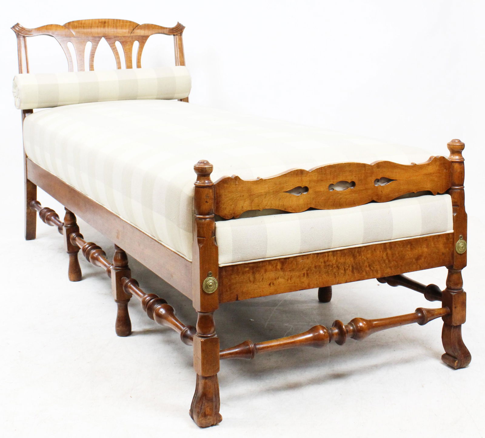 Chippendale Style Tiger Maple Daybed: Late 20th c Chippendale style tiger maple day bed, length 72", width 30" In the manor of Eldred Wheeler
