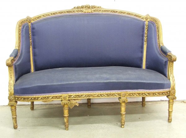 French carved and gilt settee: French carved and gilt settee
