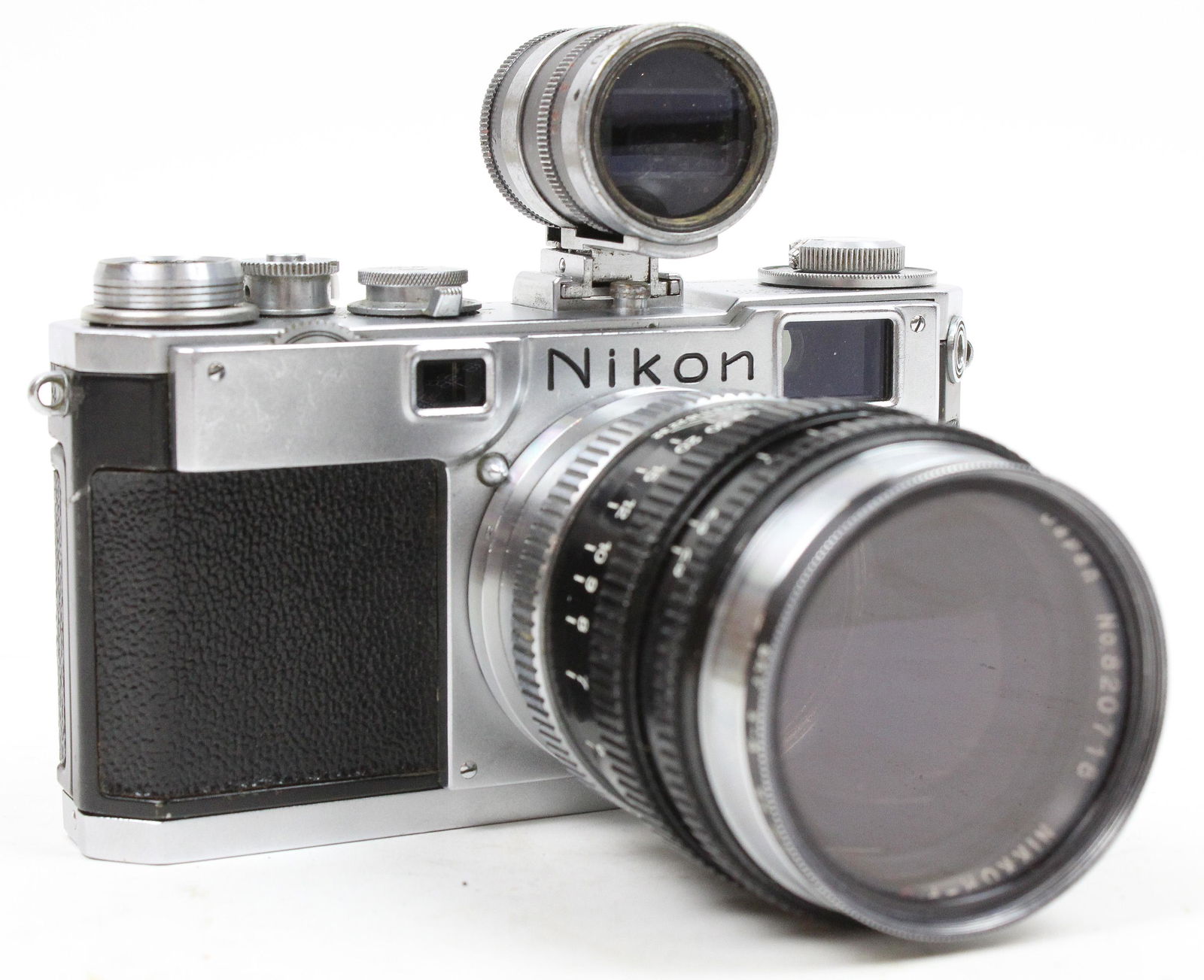 Nikon S2 Rangefinder Camera: Nikon S2 rangefinder camera, Nikkor P.C 1: 2.5 f = 10.5 cm lens, with adjustable viewfinder, good external appearance, not tested, not warranted